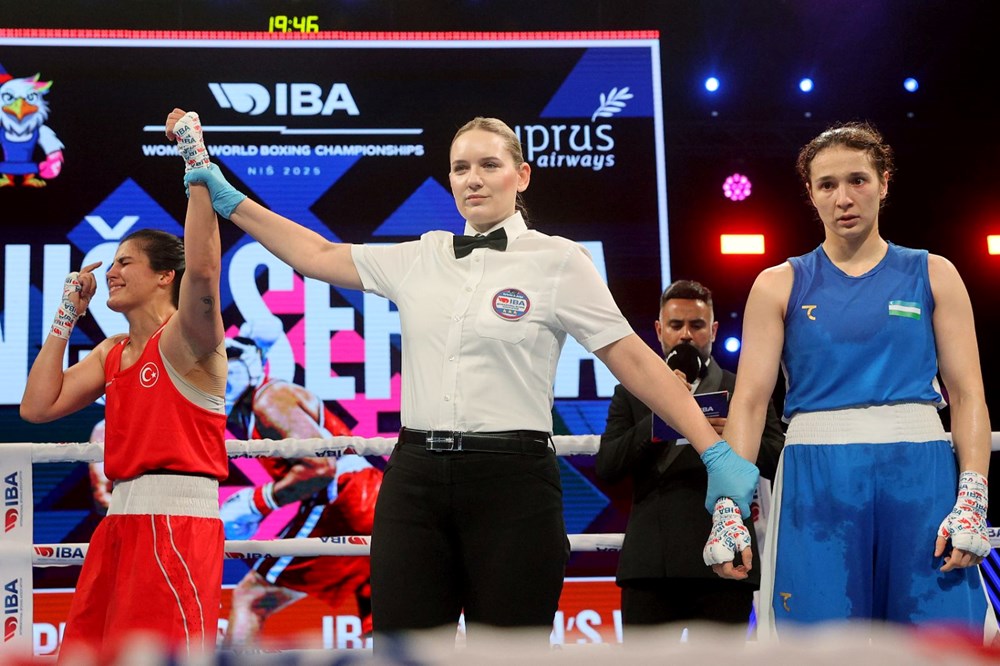 "Altın yumruk", duygusal karakter: Buse Naz Sürmeneli | "Yensem de yenilsem de ağlarım" - 10