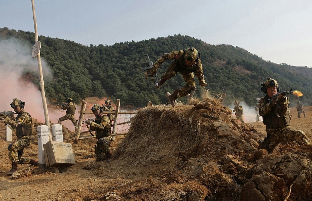 Kim Jong-un'dan Savaş Provası Gözdağı: Tatbikat Alarm Zilleri Çaldırdı! 86 TIIjKcSolki