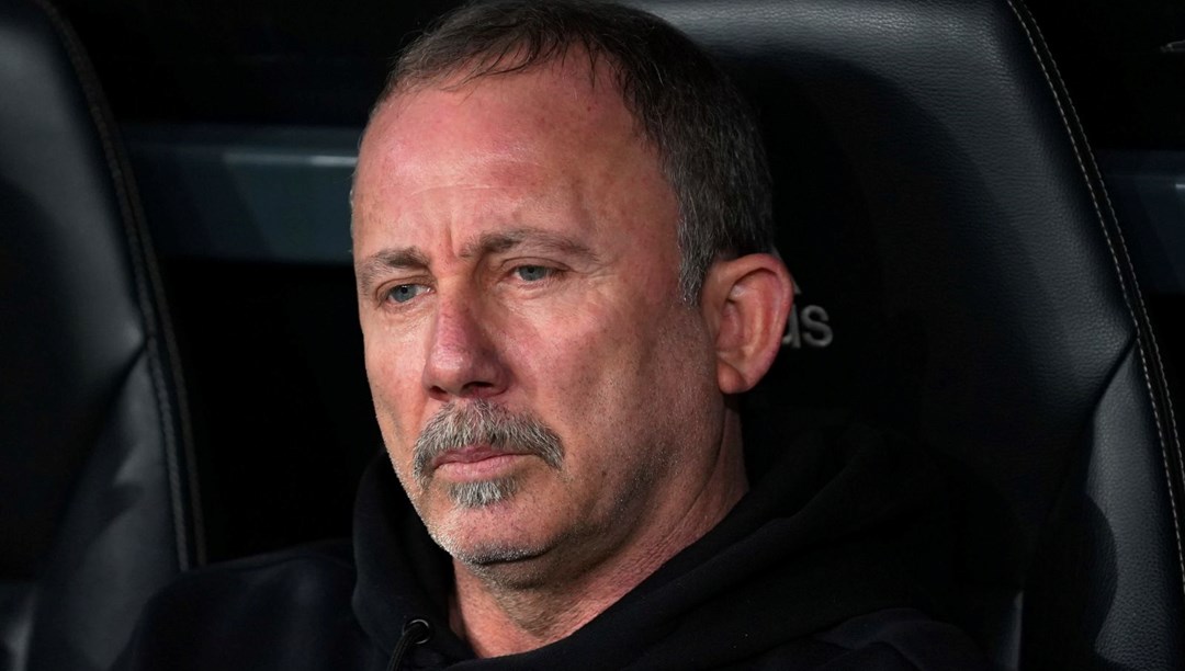 Sergen Yalçın, Beşiktaş'ın başında Fenerbahçe'ye ilk kez kaybetti