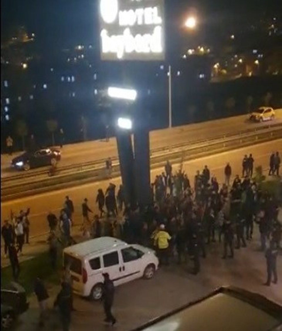 Bayburt'ta Bodrumspor kafilesinin kaldığı otele saldırı - 1