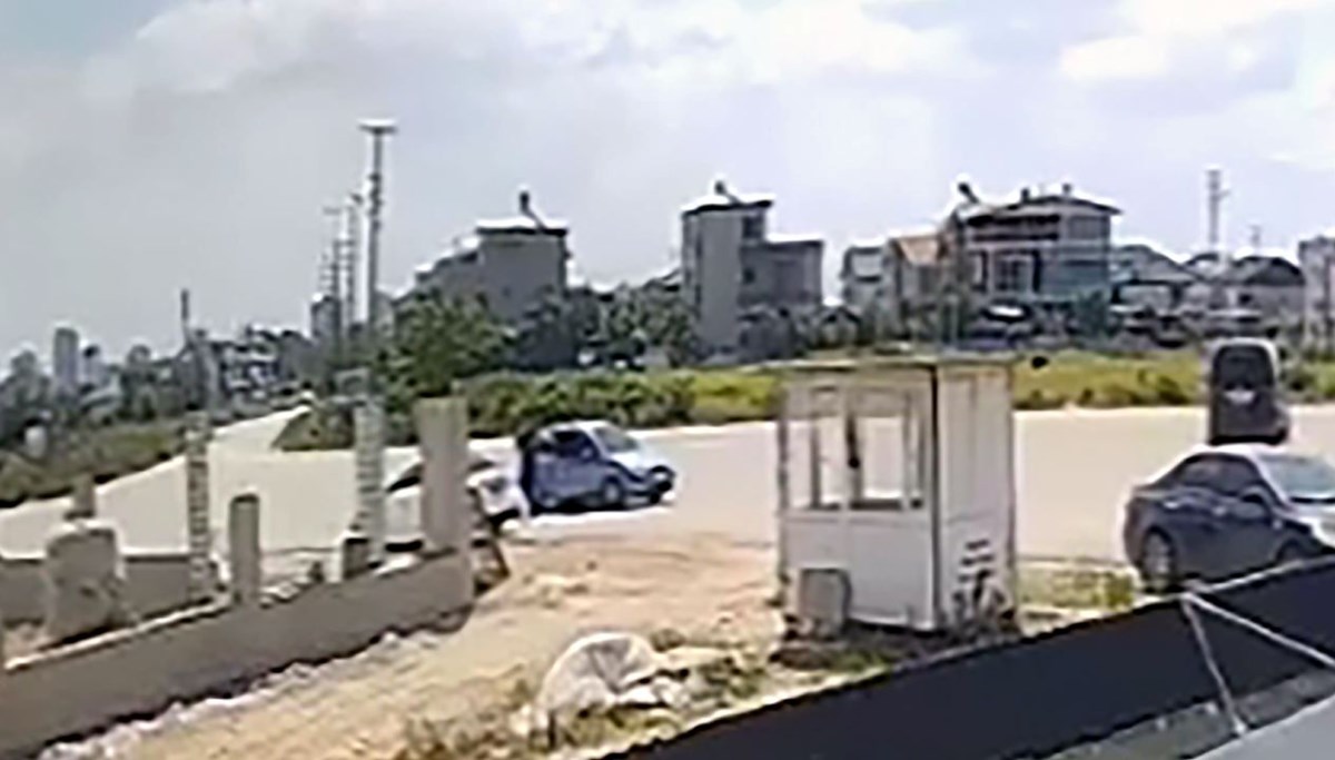 Park halindeki otomobilleri soydular