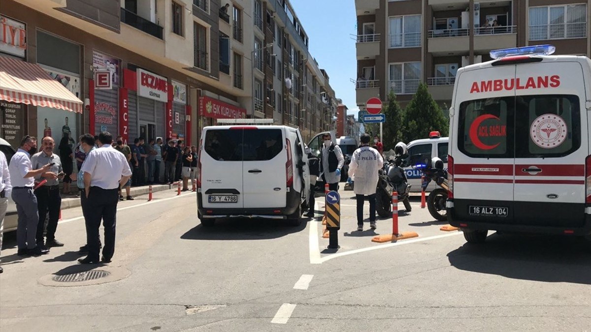 Bursa Da Bir Kisi Esini Ve Kizini Oldurup Intihar Etti Son Dakika Turkiye Haberleri Ntv Haber