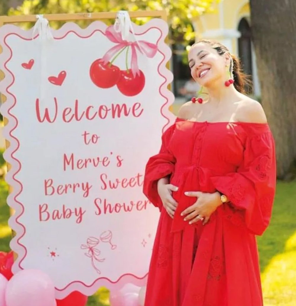 Sibel Can babaanne oldu: Engin Can-Merve Ural çiftinden güzel haber - 4