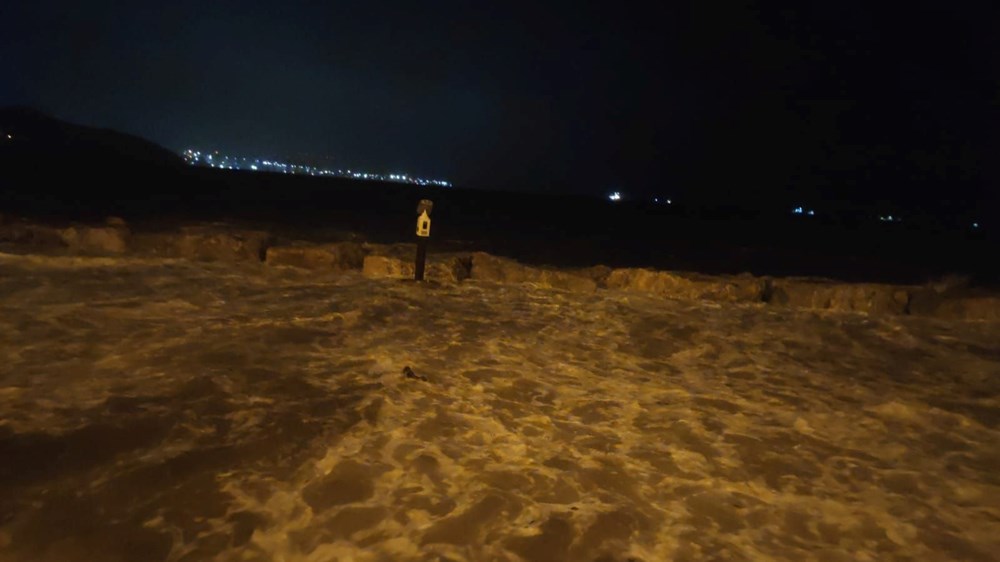 Fırtına ve kar yurdu esir aldı | 9 kişi yaşamını yitirdi, 261 yerleşim yerine ulaşım sağlanamıyor - 17