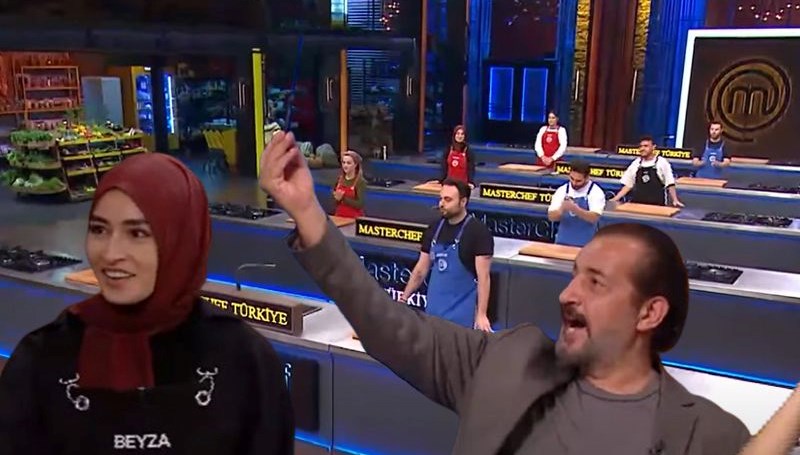 MasterChef'te eleme adayı belli oldu! Mehmet Şef bir suç aleti daha buldu