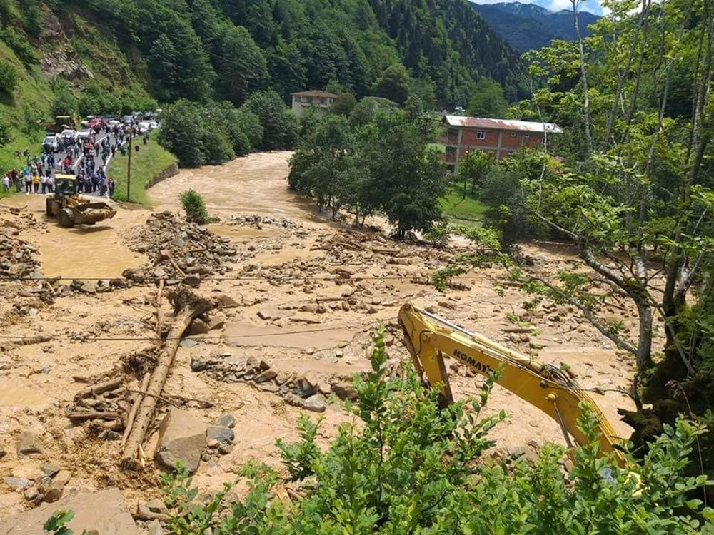 Şiddetli yağış Rize'yi de vurdu: 2 can kaybı - 14