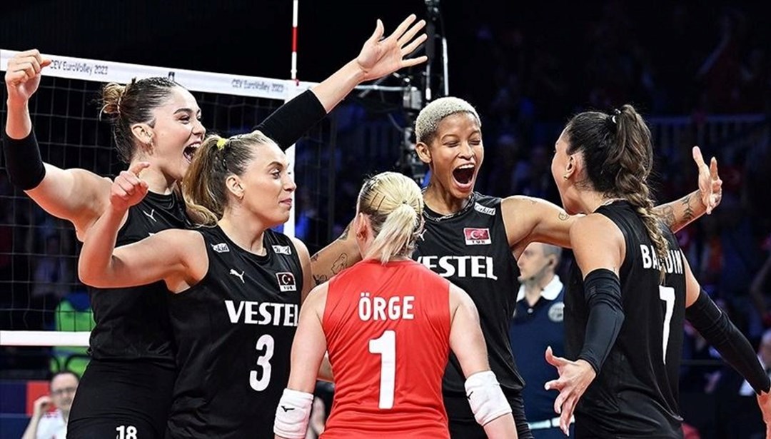 Türkiye-Arjantin voleybol maçı ne zaman, saat kaçta ve hangi kanalda? Filenin Sultanları 4'te 4 peşinde