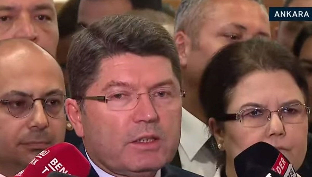 Adalet Bakanı Yılmaz Tunç'tan sahipsiz sokak hayvanları düzenlemesine ilişkin açıklama Adalet Bakanı Yılmaz Tunç'tan sahipsiz sokak hayvanları düzenlemesine ilişkin açıklama
