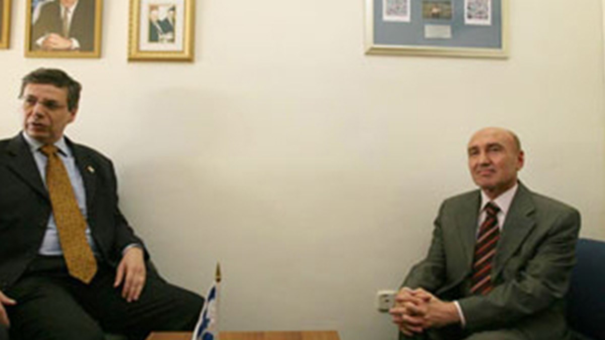 Buyukelci Celikkol Bilsem Odayi Terk Ederdim Ntv