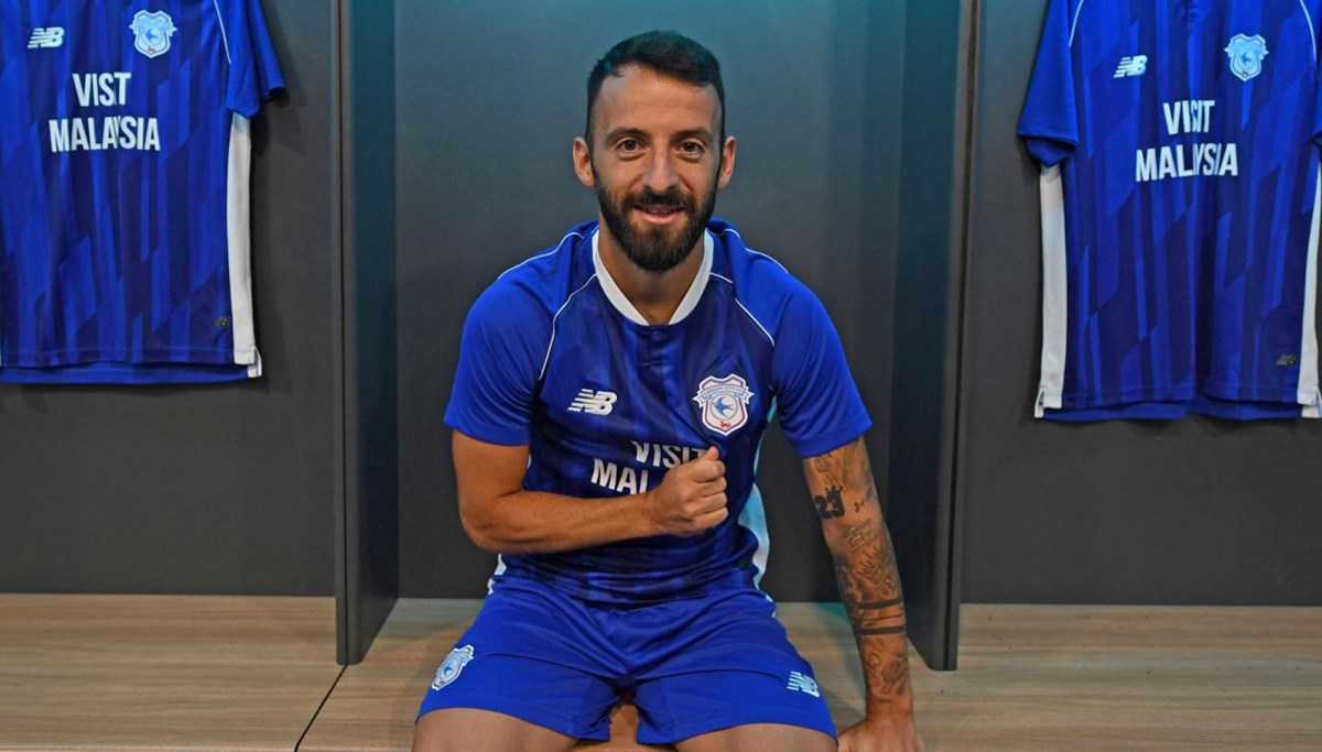 Erol Bulut Trabzonspor'un yıldızını aldı: Manolis Siopis Cardiff City'de