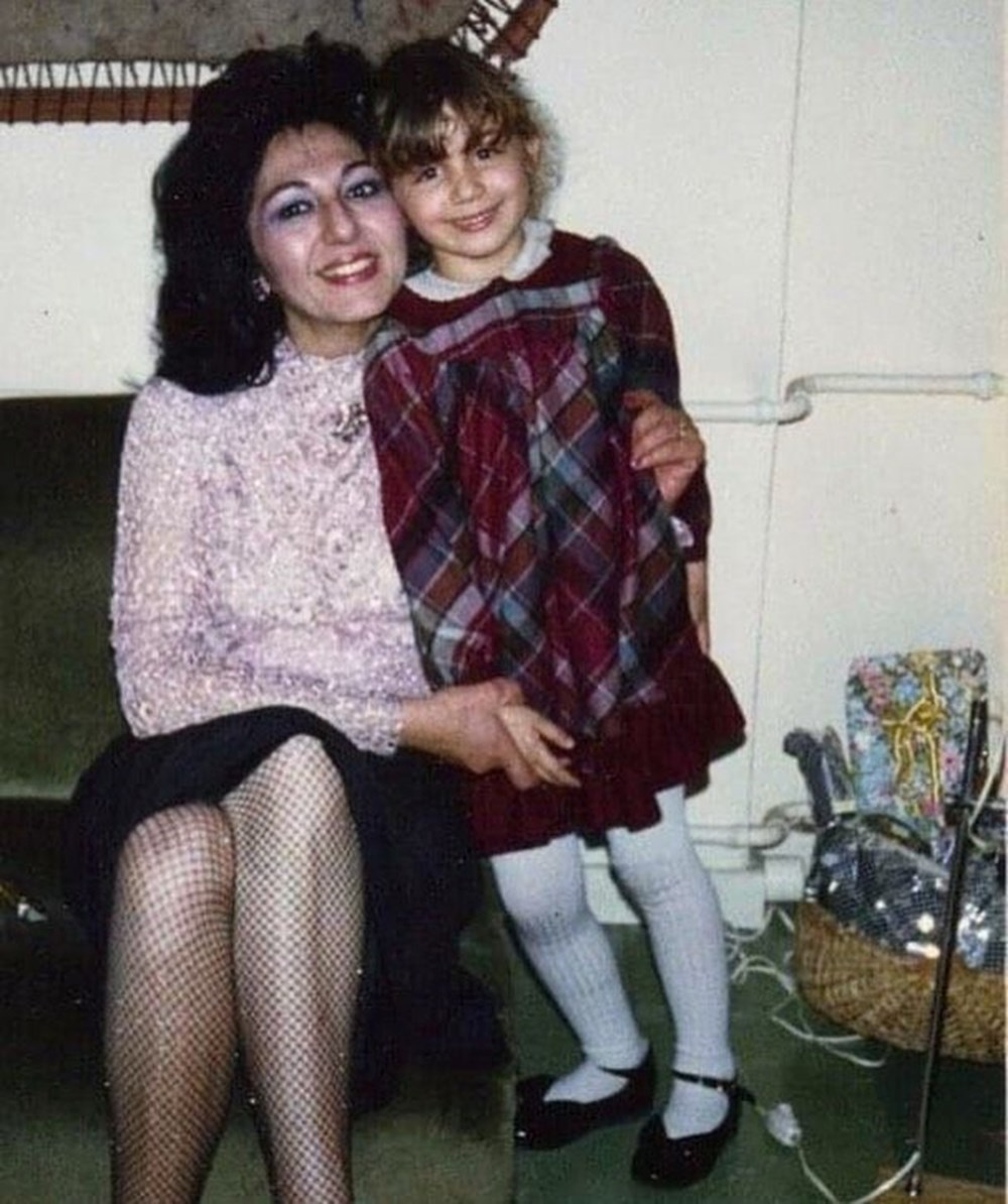Ayşecan Tatari'den nostaljik kare: 5 sene önce bugün (Ünlülerin çocukluk ve gençlik halleri) - 320