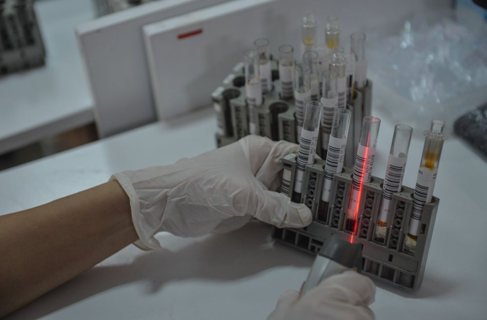 İstanbul'daki laboratuvarlarda 6 Eylül hazırlığı (Zorunlu PCR testi dönemi başlıyor) - 8