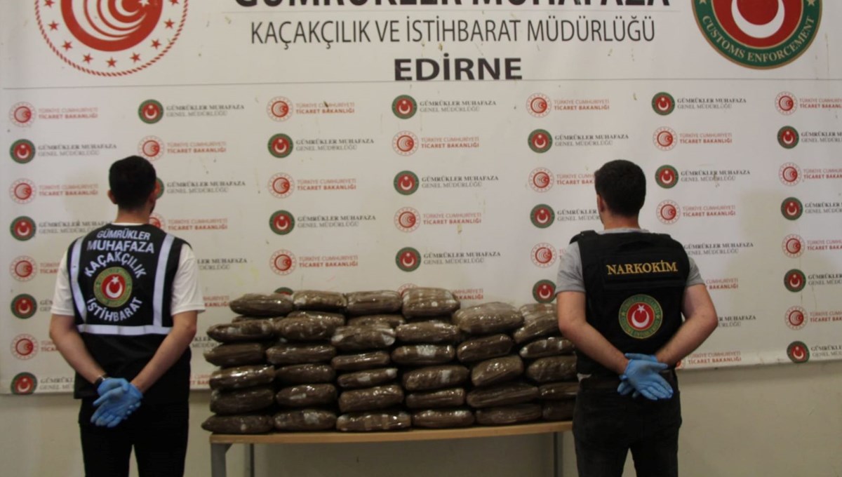 Kapıkule'de 244 kilo esrar ele geçirildi