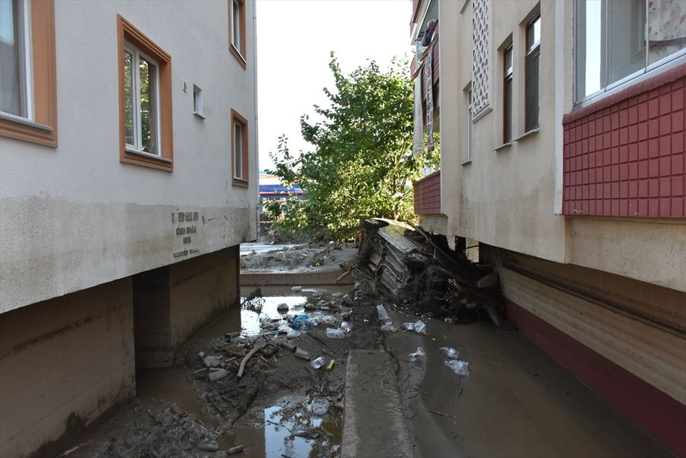 Batı Karadeniz'de sel felaketi: 3 ilde 66 can kaybı - 28