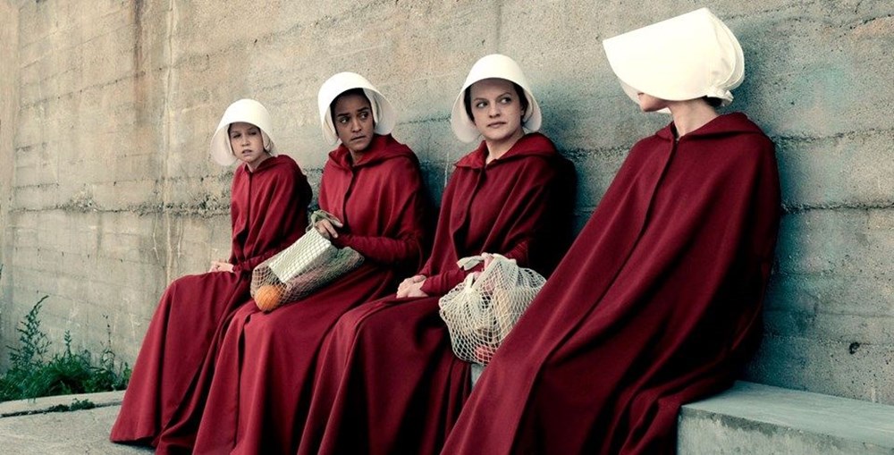 The Handmaid’s Tale’in ikinci sezon afişi yayınlandı - 1