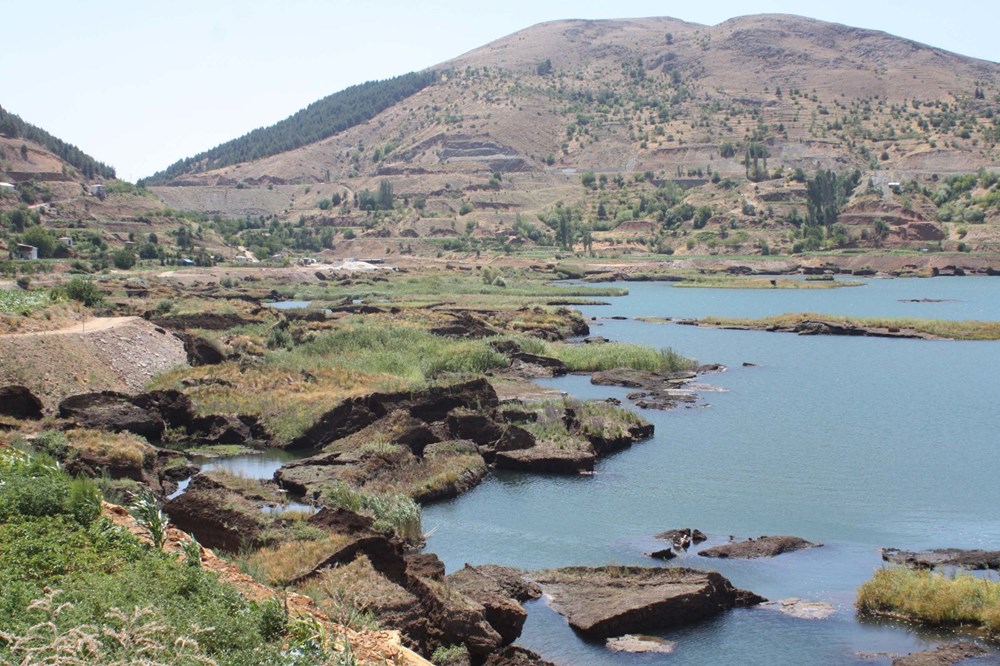 Baraj gölündeki yüzen adalar sabitlenecek - 14