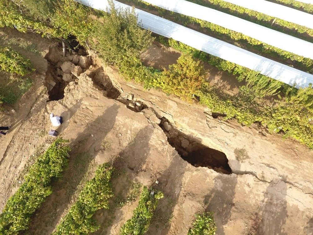 Manisa'da fay hattı üzerindeki yarıklar için inceleme başlatıldı - 14