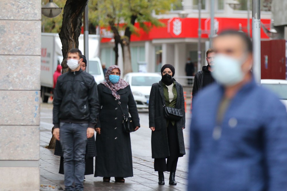 Saat 9'u 5 geçe hayat 1 dakika durdu - 42