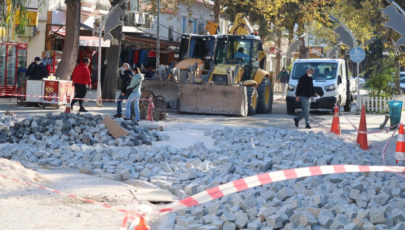 İzmir'de tarihi yolda yürütülen çalışmaya durdurma kararı