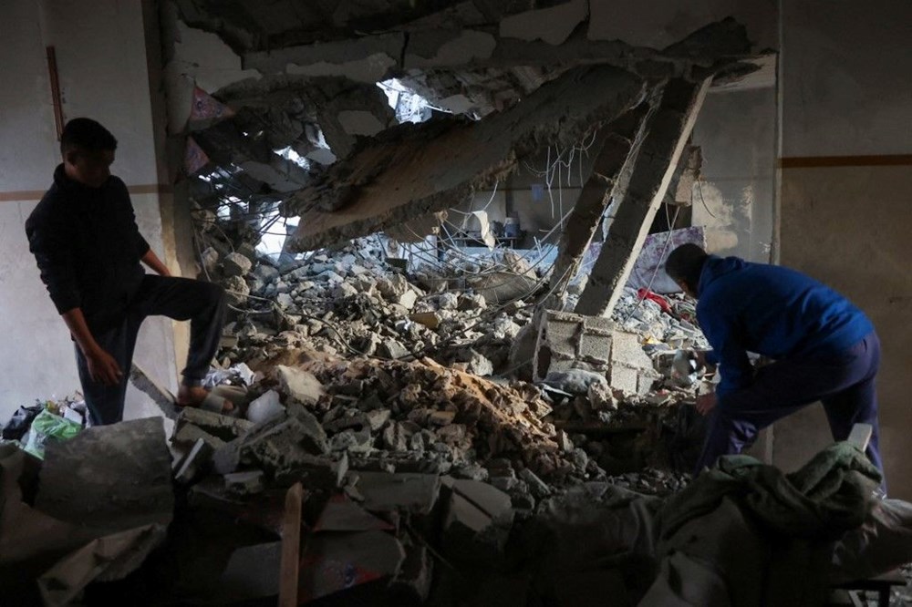 İsrail Tek Taraflı Ateşkesi Bozdu İddiası: Gazze'de Yüzlerce Kayıp ve Devam Eden Gerilim 79 TazknGIA4U