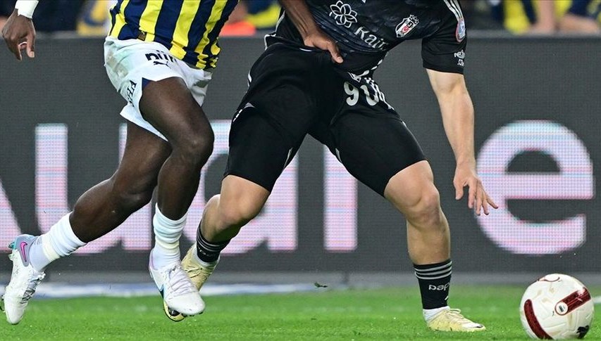 Beşiktaş-Fenerbahçe derbilerinde 19 kırmızı ve 185 sarı kart