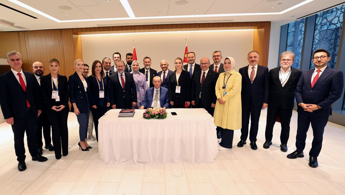 Cumhurbaşkanı Erdoğan, ABD'de medya temsilcileri ile buluştu, soruları yanıtladı Cumhurbaşkanı Erdoğan, ABD'de medya temsilcileri ile buluştu, soruları yanıtladı