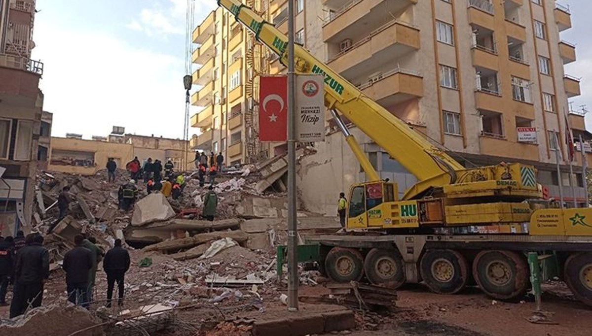 51 kişiye mezar olmuştu: Firari müteahhitleri için Interpol talebi