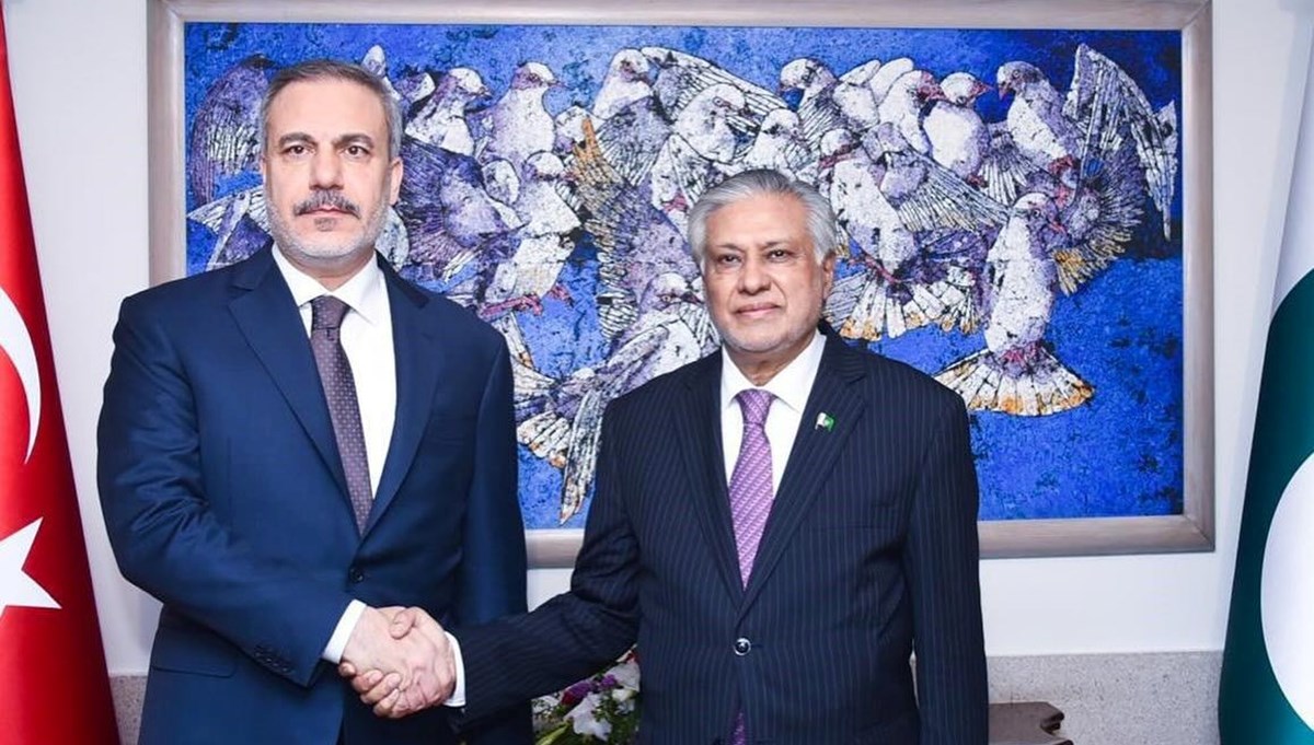 Bakan Fidan, Pakistan Dışişleri Bakanı Dar ile görüştü Bakan Fidan, Pakistan Dışişleri Bakanı Dar ile görüştü