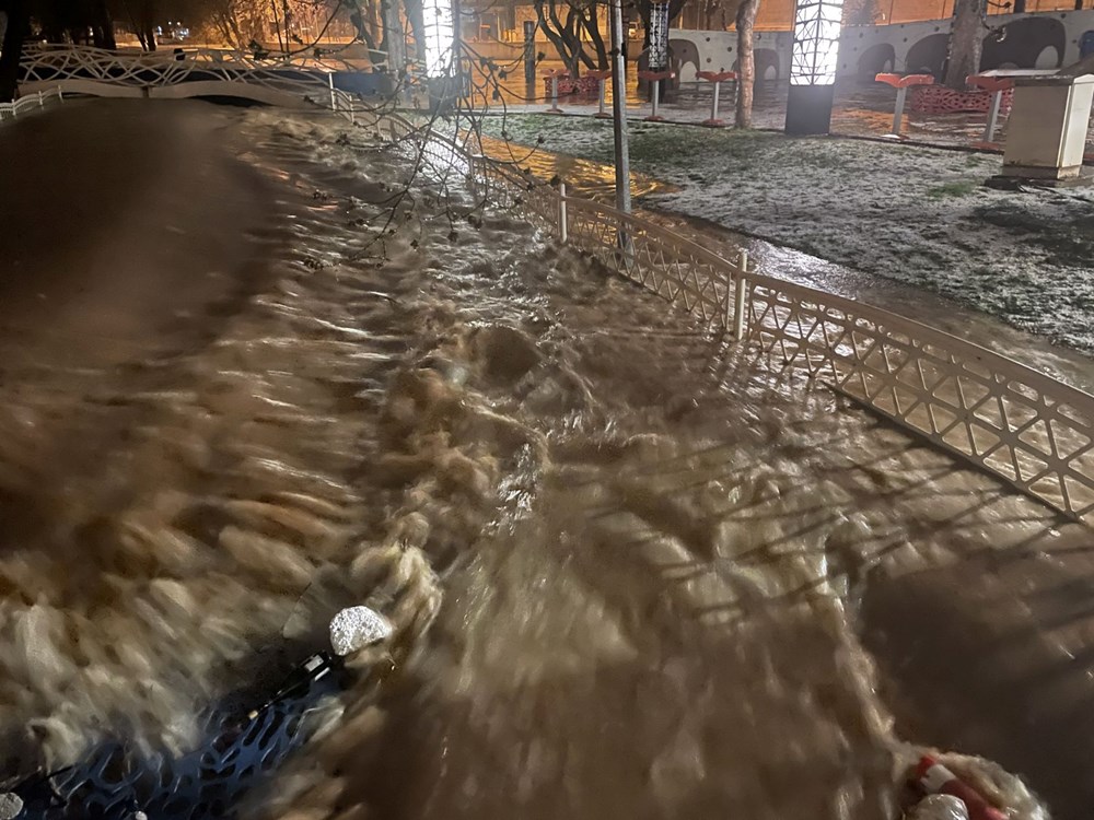 Gaziantep ve Kilis'te sağanak ve dolu etkili oldu - 7