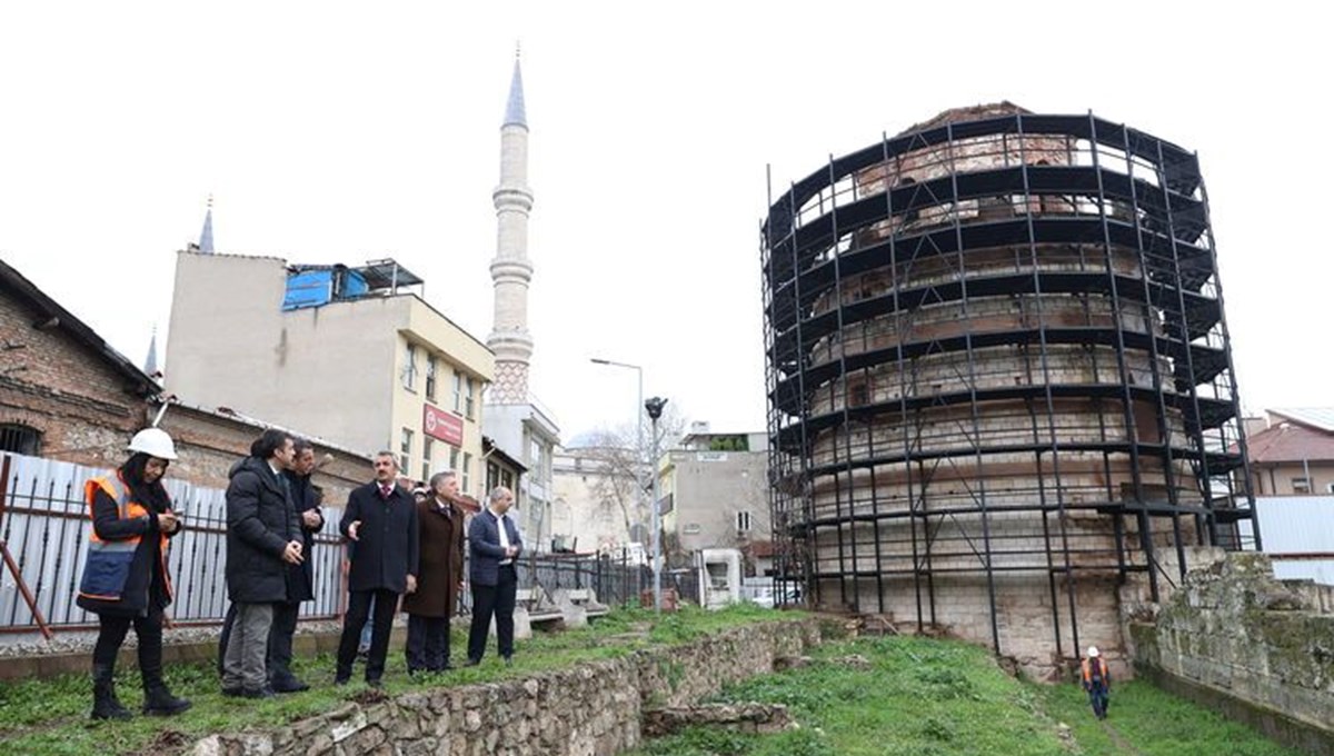 Makedon Kulesi'nin restorasyon çalışmaları sürüyor Makedon Kulesi'nin restorasyon çalışmaları sürüyor