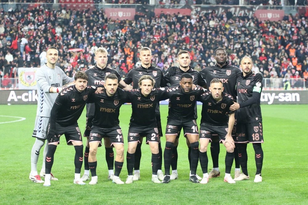 Thomas Reis'ten Galatasaray maçı sonrası isyan: "Attığımız gol ofsayt değildi" 77 TfjlXSF5Qk pYuPs2y4udw