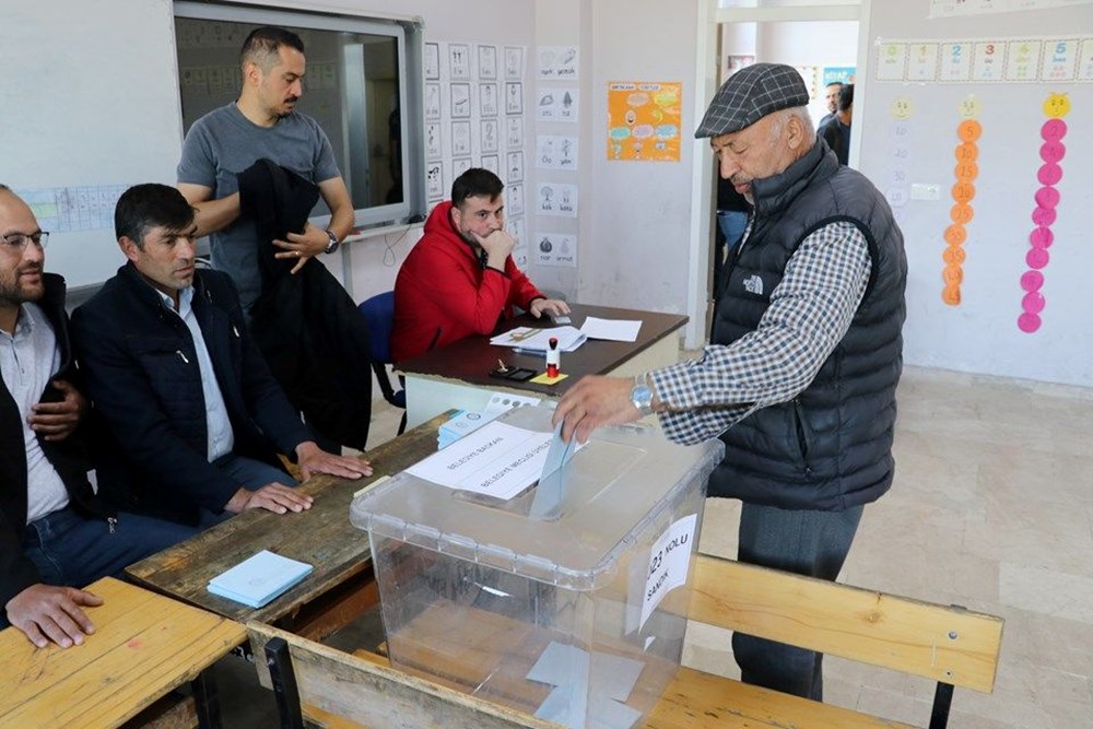 3 ilçe ve 4 beldede yeniden seçim: İşte ilk sonuçlar - 6