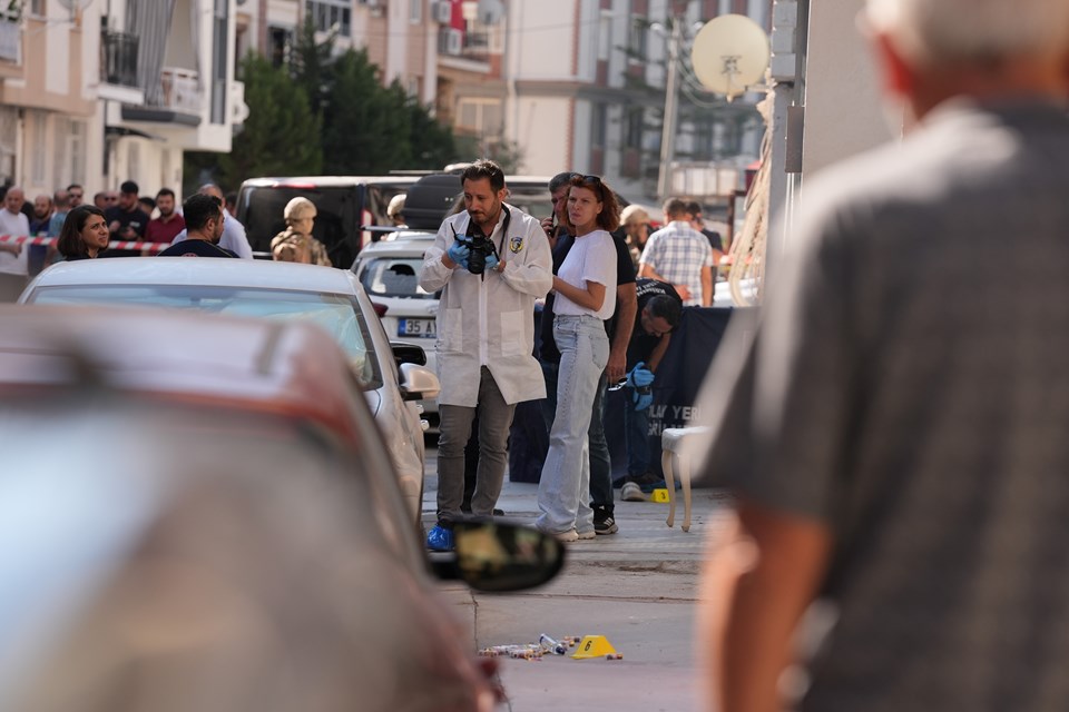 SON DAKİKA HABERİ | İzmir'de karakola silahlı saldırı: İki şehit, altı yaralı - 2