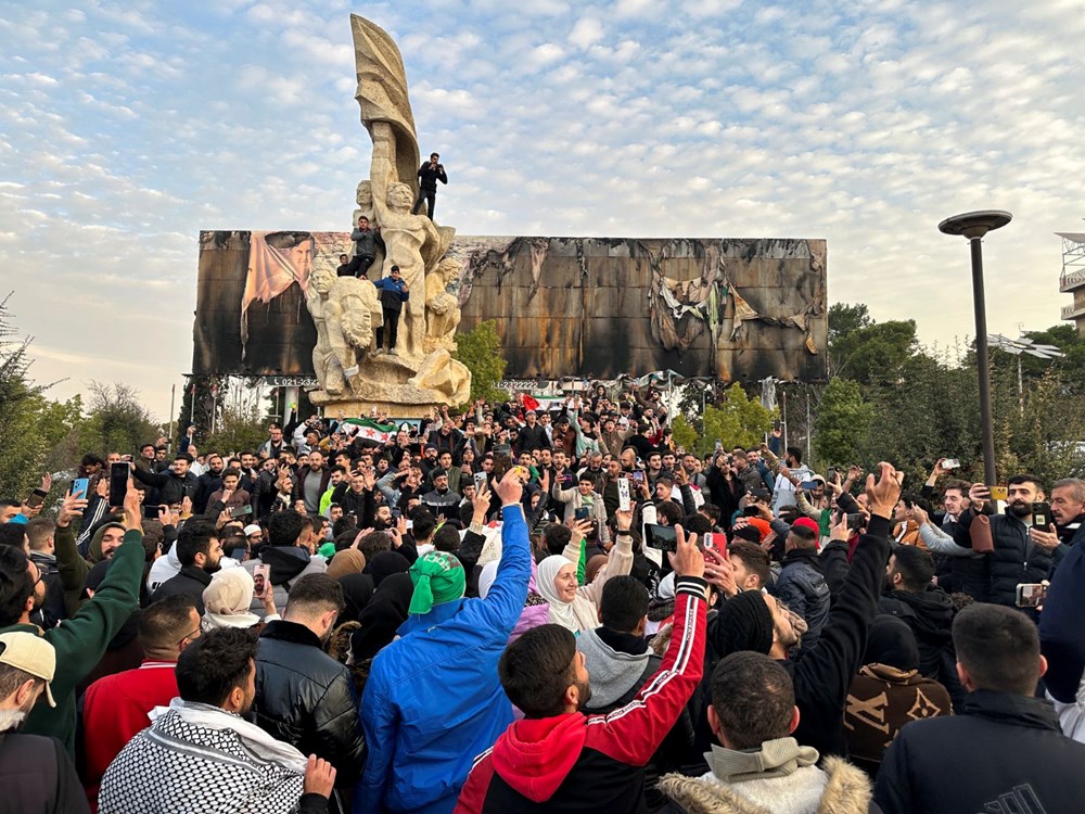 Esad rejiminin sonu: Şam'da halk sokaklara döküldü - 4
