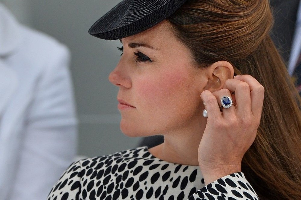 Kate Middleton'ın lanetli nişan yüzüğü: Neden Diana'nın yüzüğünü takıyor? - 2