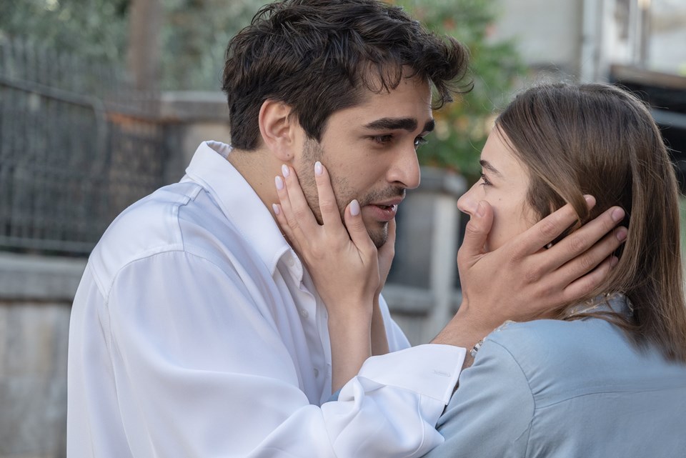 Emre Altuğ'dan "Yalı Çapkını" paylaşımı: Gel bakalım Orhan - 3