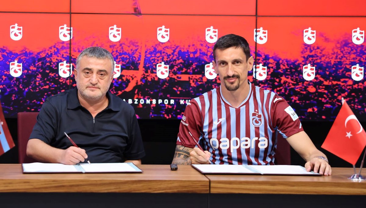 Trabzonspor'dan Stefan Savic'e 3 yıllık imza: Artık sahanın içinde konuşma vakti!