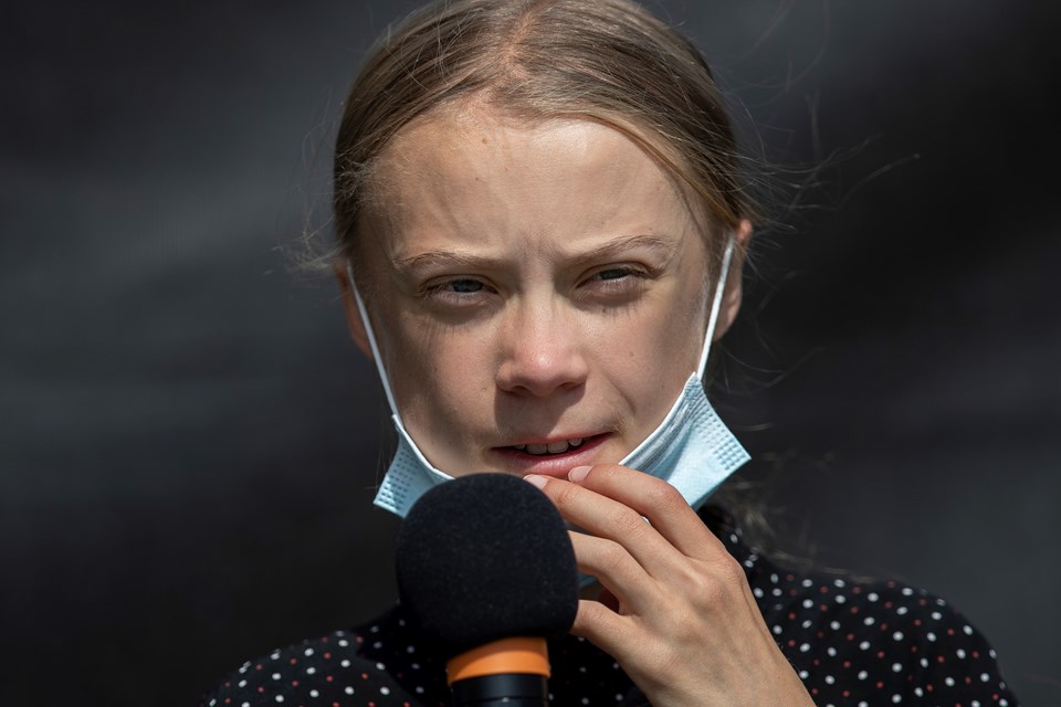 Greta Thunberg iklim için yapılan cuma eylemlerini internete taşıyor - 1