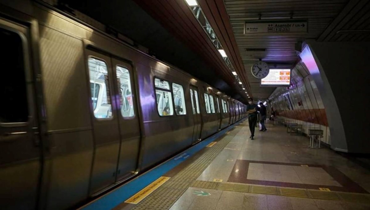 İstanbul'da metro seferlerinde aksama