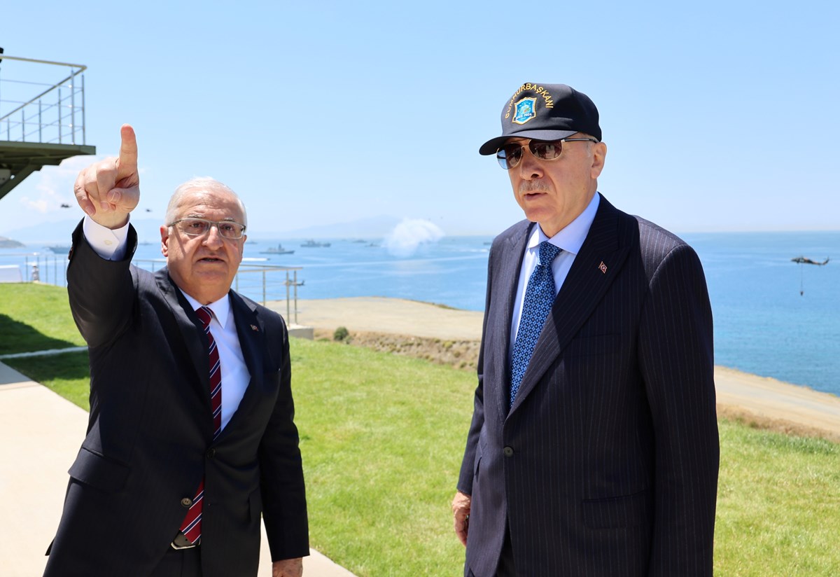 Cumhurbaşkanı Recep Tayyip Erdoğan ve Milli Savunma Bakanı Yaşar Güler, Efes-2024 Tatbikatı Cumhurbaşkanı Recep Tayyip Erdoğan ve Milli Savunma Bakanı Yaşar Güler, Efes-2024 Tatbikatı