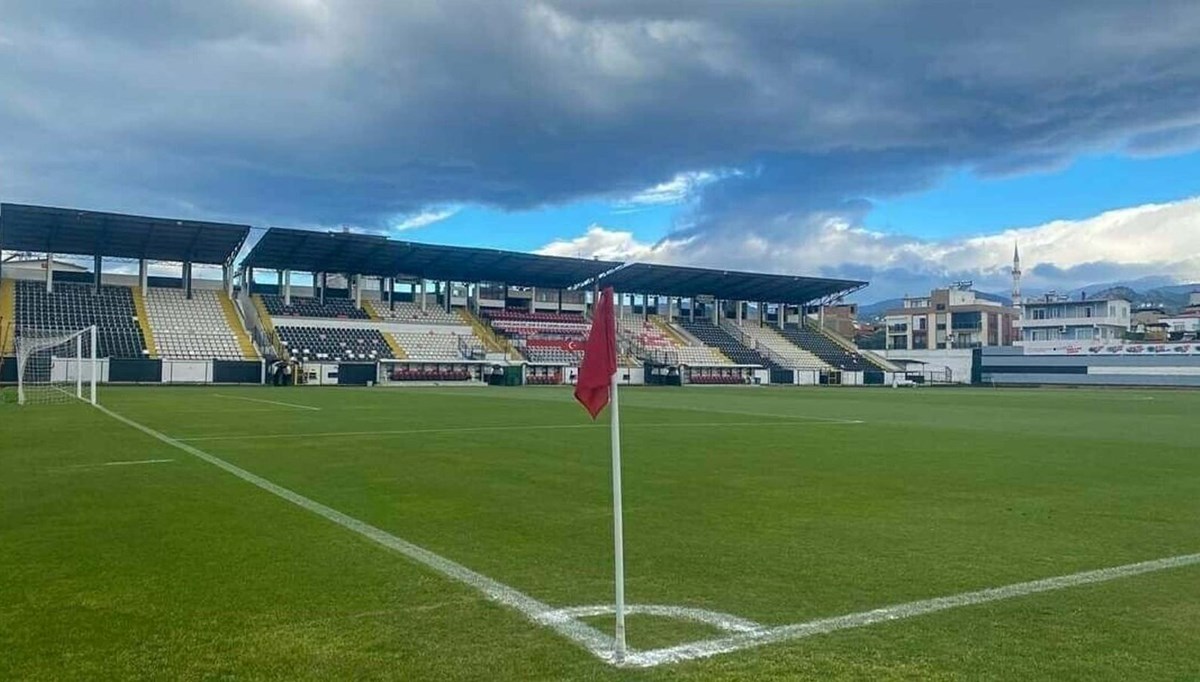 Nazilli İlçe Stadı Gençlik ve Spor Müdürlüğü'ne devredildi