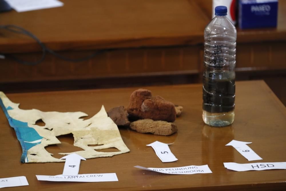 Missing submarine wreck fragments found in Indonesia - 6