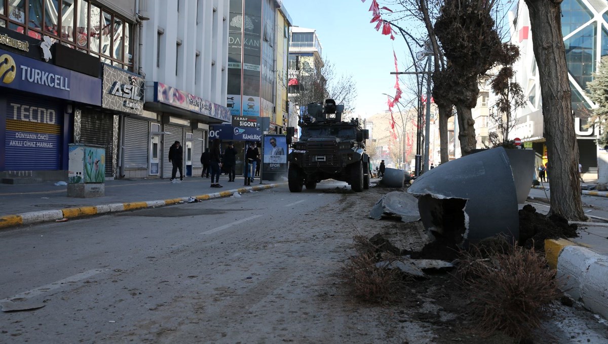 İki ilde gösteri ve yürüyüşler yasaklandı: Siirt Pervari'de sokağa çıkma yasağı