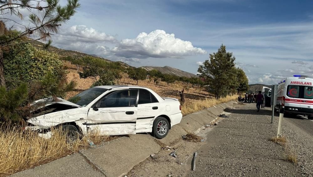 Adıyaman'da trafik kazası: Üç yaralı