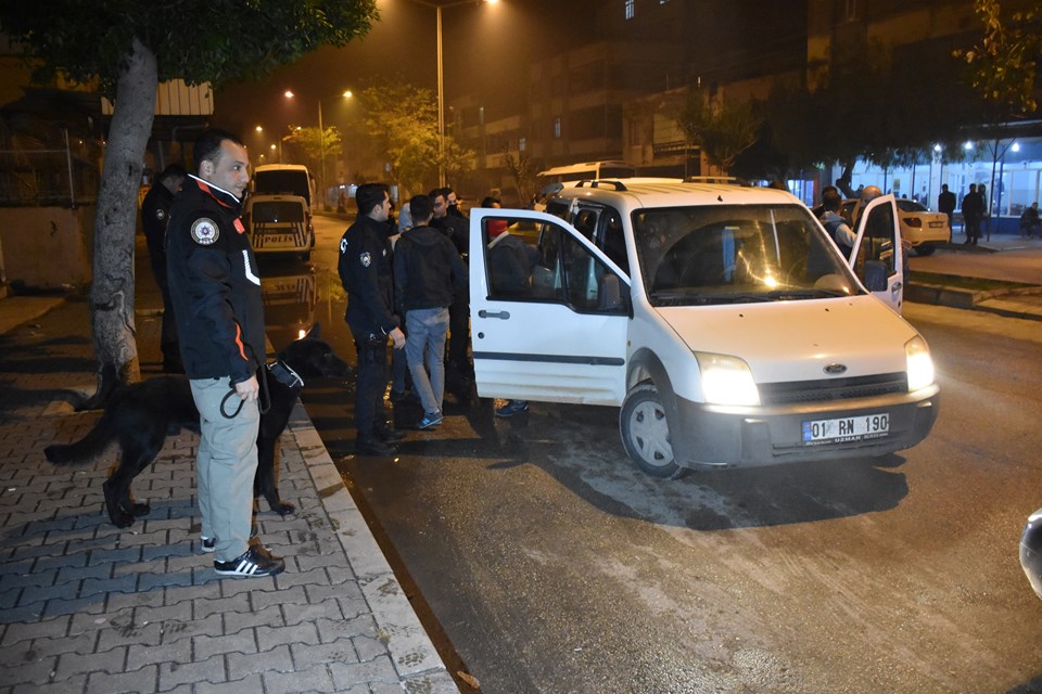 Adana'da yılbaşı öncesi uyuşturucu denetimi - 1