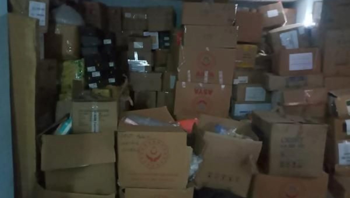 Yardım kolileri ele geçirildi: 4 şüpheli aranıyor Yardım kolileri ele geçirildi: 4 şüpheli aranıyor