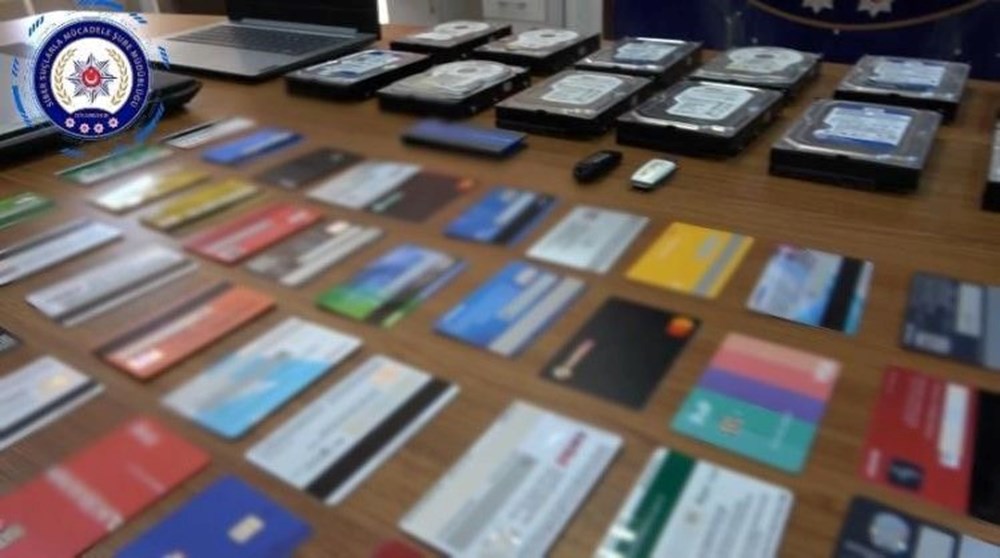 Sosyal medyada tuzak kurdular! Bungalov çetesinden 2 milyar liralık dev vurgun - 3