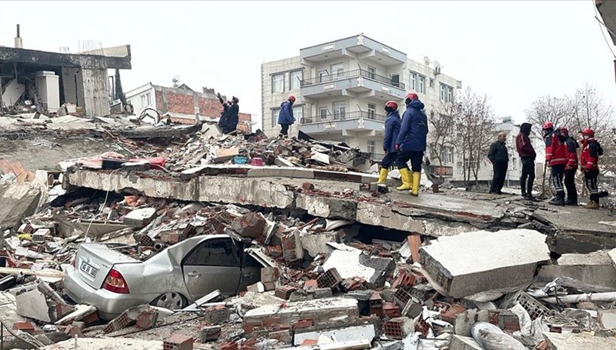 6 Şubat depremleriyle ilgili davalarda ilk karar çıktı: 18 yıl hapis cezası