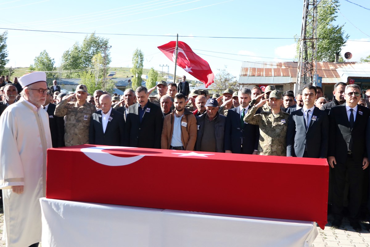 Şehit Piyade Sözleşmeli Onbaşı Recep Kabala son yolculuğuna uğurlandı