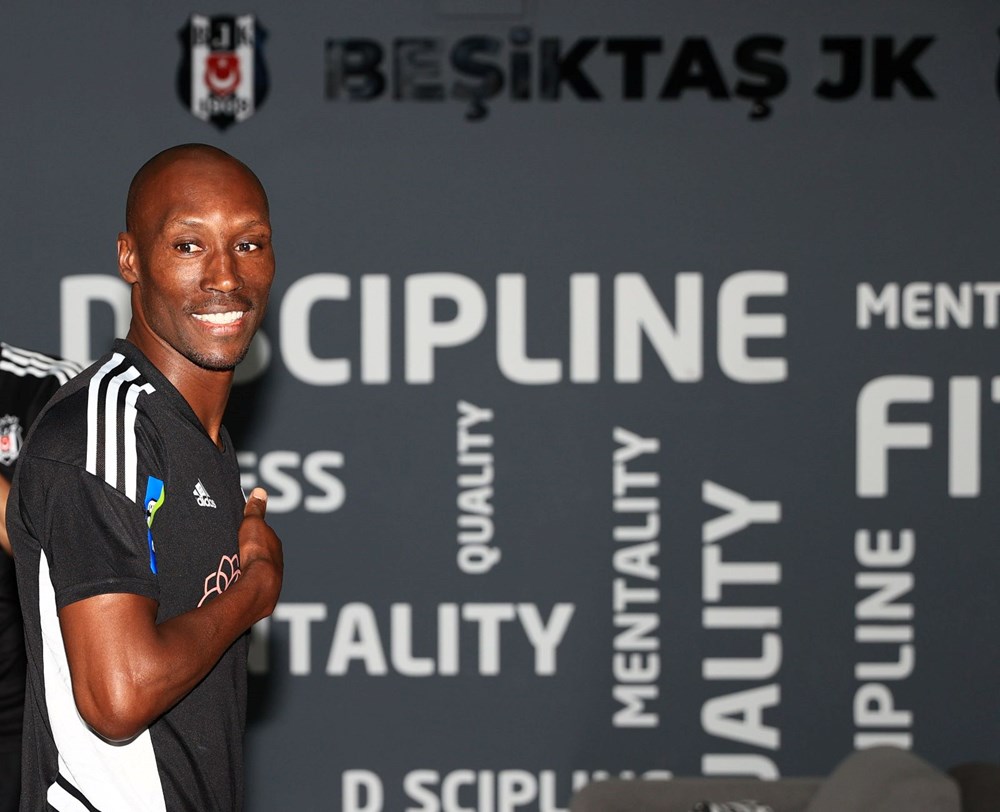 Atiba Hutchinson'dan Beşiktaş'a gözyaşlarıyla veda - 4